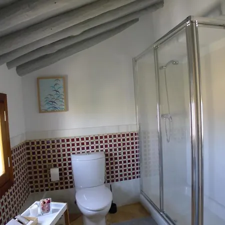 Salvatierra فندق مبيت وإفطار روندا